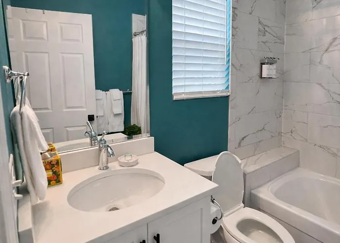 The Retreat-luxurious, Pet-friendly Holiday home *